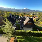 Alpesi faház Hole