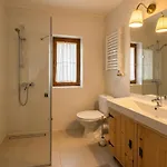 Hole Chalet *
